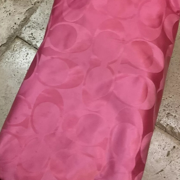 Coach Pink Travel Tote Bag with Monogram Pattern - Picture 8 of 16